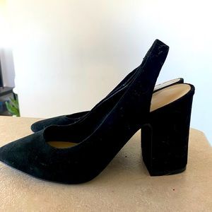 Lord and Taylor size 5.5 pointed toe heels